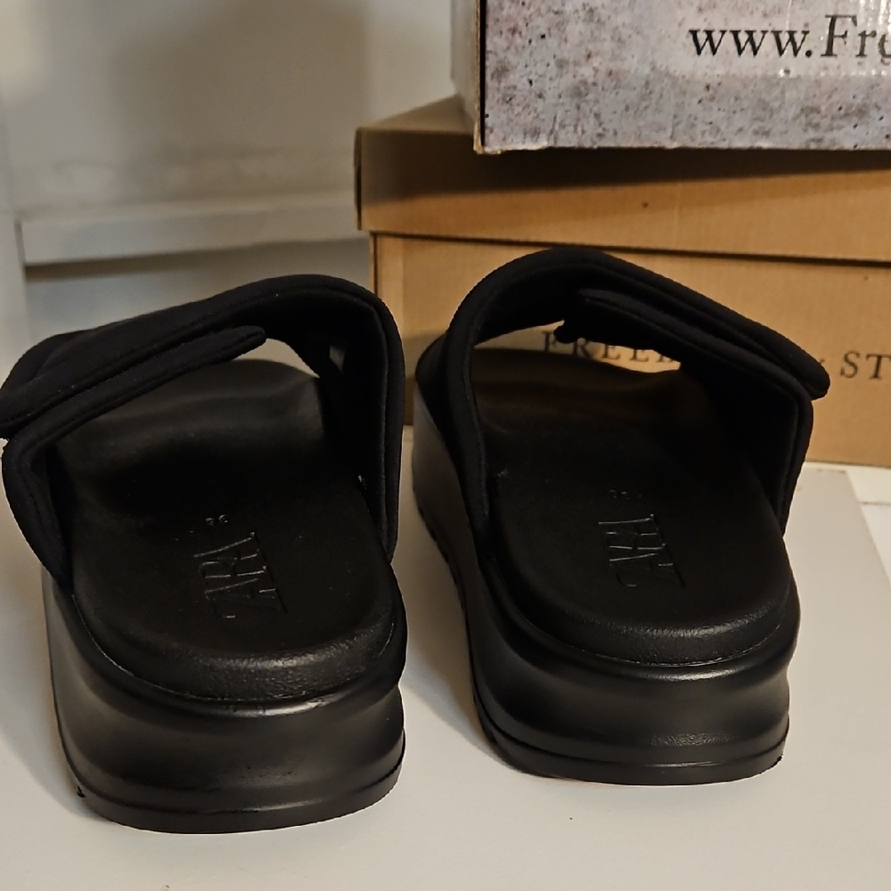 Chic Black Platform Slides Zara - Picture 4 of 4